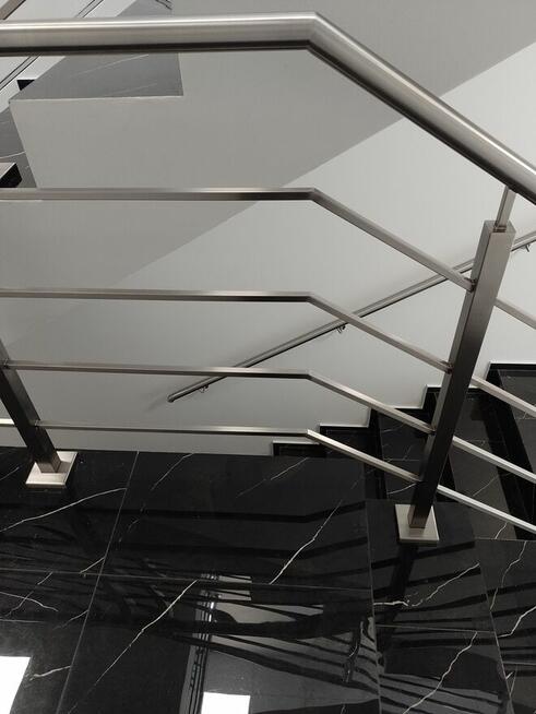 Balustrady nierdzewne