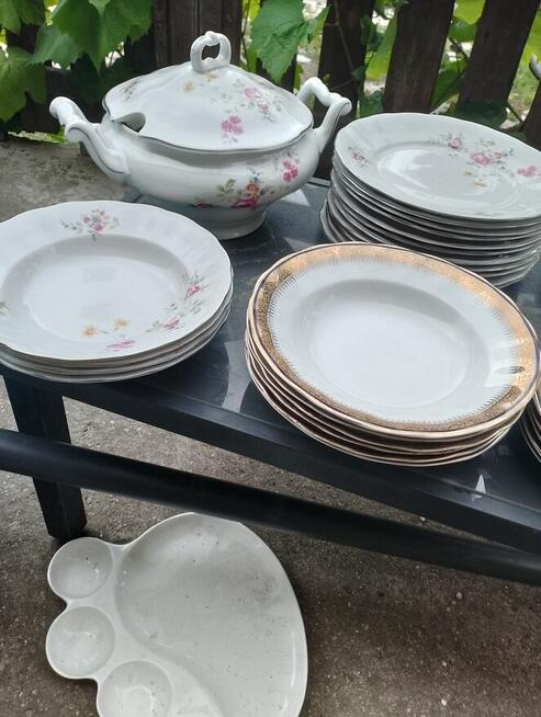 Sprzedam dwa niekompletne zastawy obiadowe