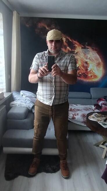 Miły sympatyczny mężczyzna pozna