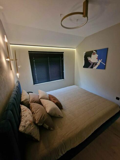 Mieszkanie w stylu designerskim, z wykończeniem w standardzi