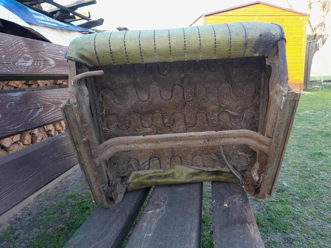 FIAT 126P pierwsza seria fotel zielony