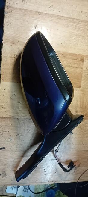 Lusterko Peugeot 208 prawe 11 pin kod lakieru KUC