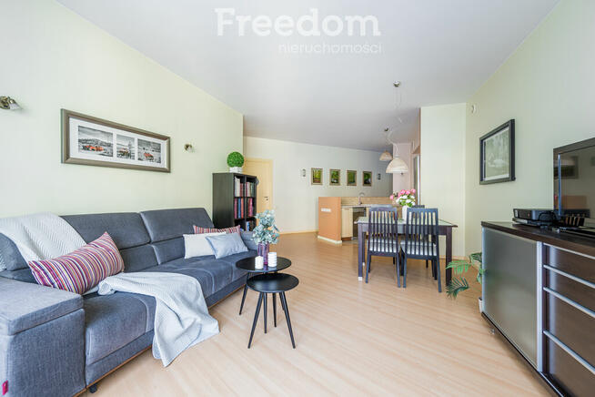 Funkcjonalne mieszkanie blisko Warszawy