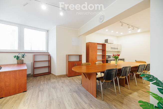 lokal na parterze blisko Dworca Gdynia Główna