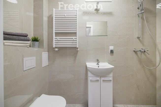 lokal na parterze blisko Dworca Gdynia Główna