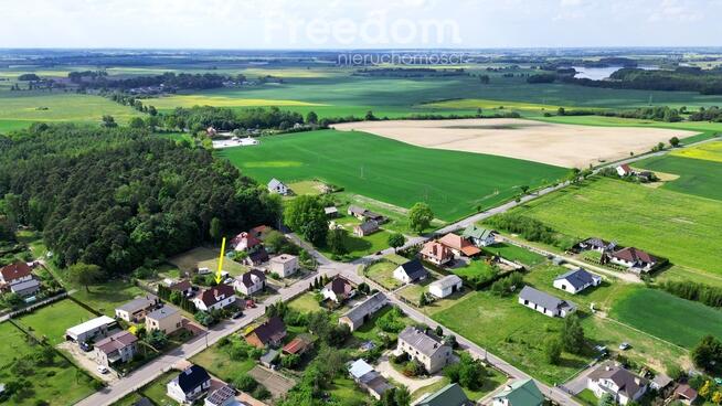 Dom po generalnym remoncie, graniczący z lasem