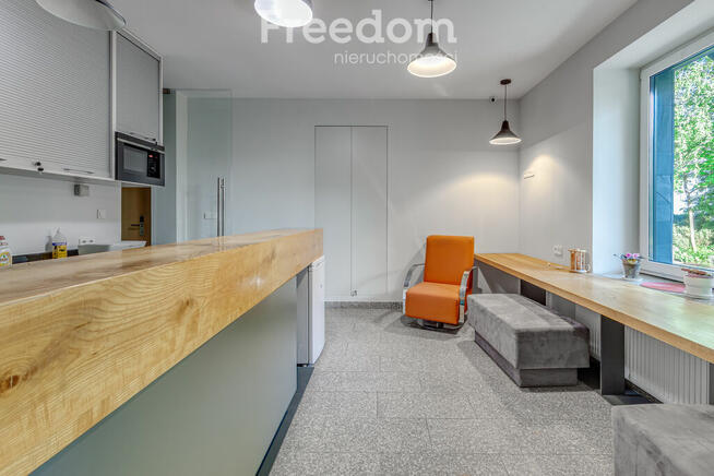 Obiekt hotelowo-gastronomiczny w okolicy Warszawy