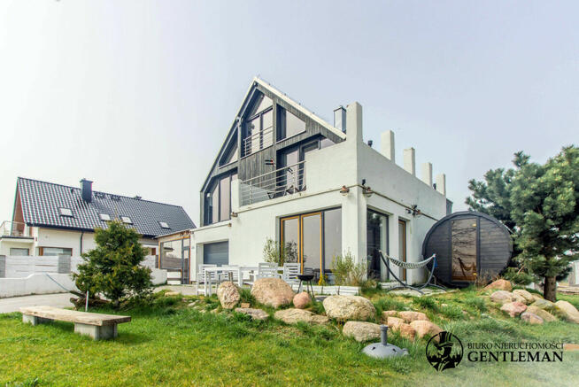 Dom Osłonino gm. Puck,