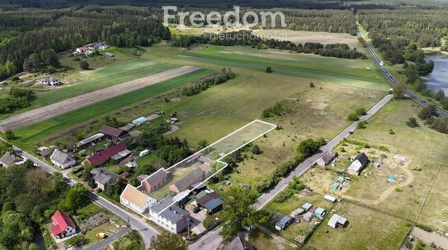 Dom w Krępsku z zabudowaniami gospodarczymi