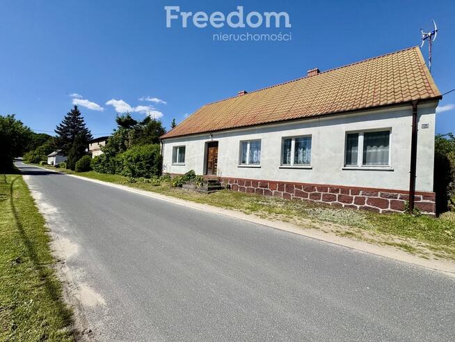 Dom w Krępsku z zabudowaniami gospodarczymi