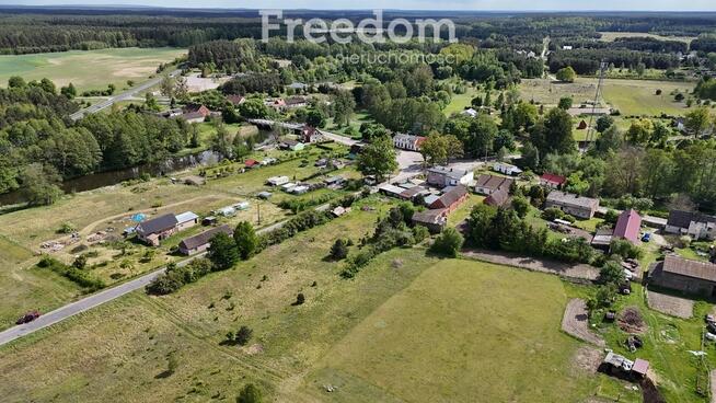 Dom w Krępsku z zabudowaniami gospodarczymi