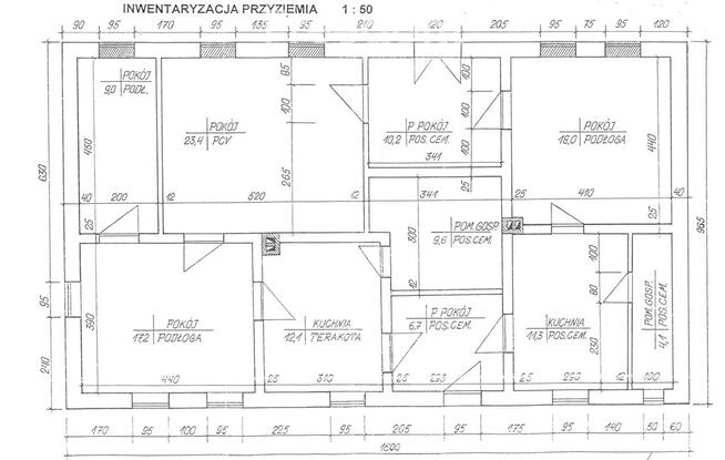 Dom w Krępsku z zabudowaniami gospodarczymi