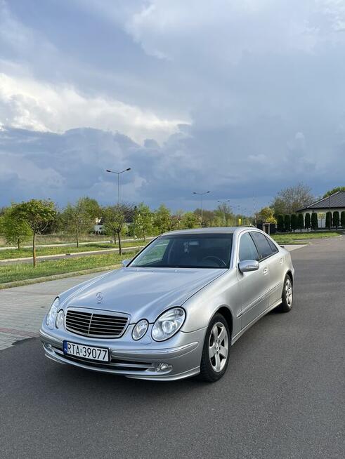 Mercedes E klasa W211