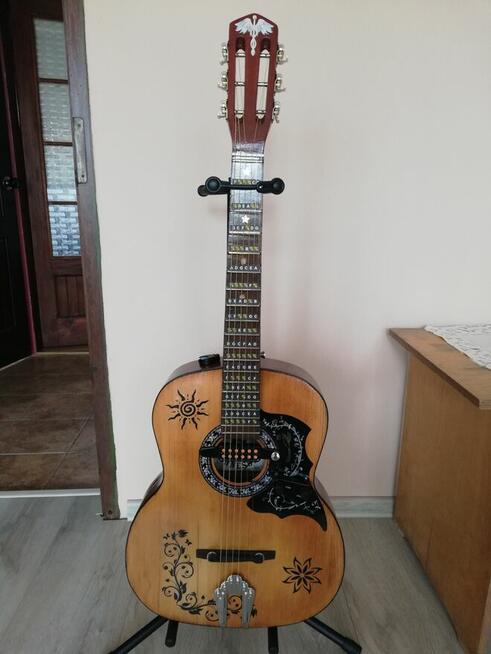 Sprzedam - Gitarę elektroakustyczną.