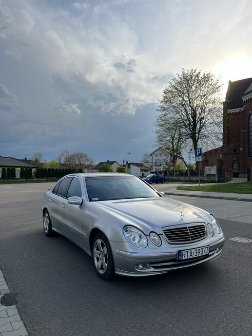 Mercedes E klasa W211