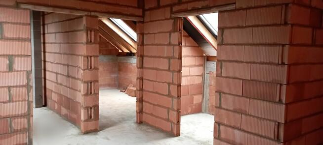 Dom w Las Winiarski koło Buska-Zdroju