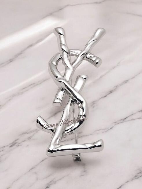 Broszka YSL Yves Saint Laurent srebrna 5cm