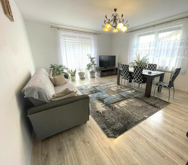 Na sprzedaż: parterowy dom w Kościelcu – gotowy do zamieszka