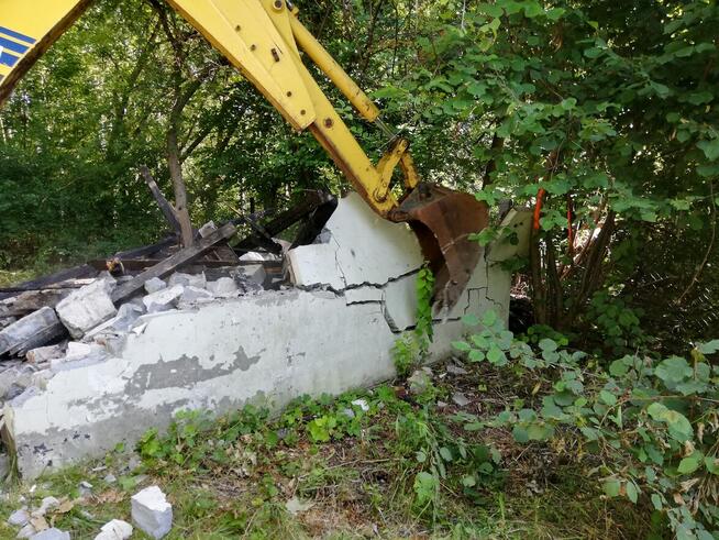 Wynajem koparko-ładowarki z operatorem – Śląsk, Małopolska,