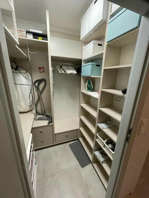 Przytulne mieszkanie z balkonem i garderobą