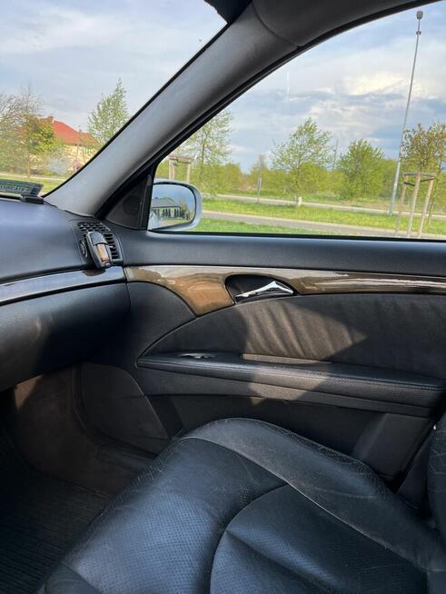 Mercedes E klasa W211