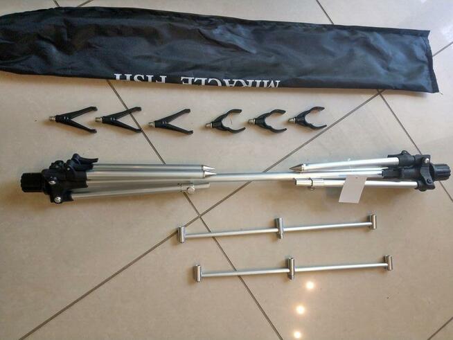 Rod pod na trzy wędki