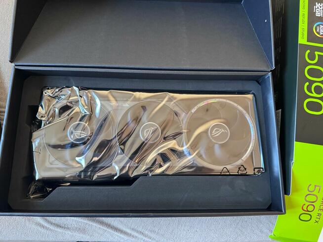 Karta graficzna Astral 5090 geforce