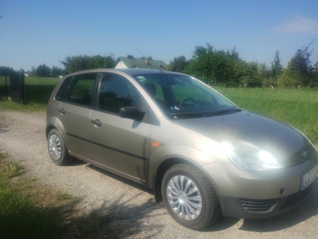 Samochód Ford Fiesta