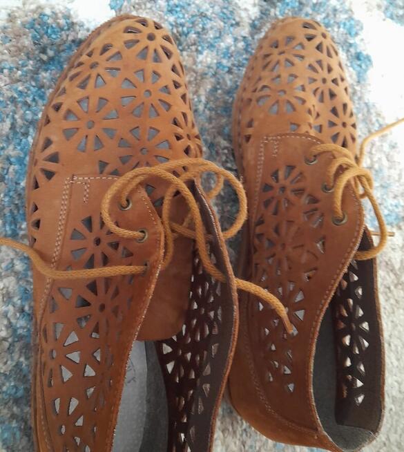 Buty damskie z naturalnej skóry firmy Rieker, rozm 38