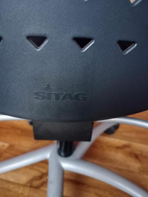 Fotel biurowy obrotowy SITAG REALITY czarny dostępne 100 szt