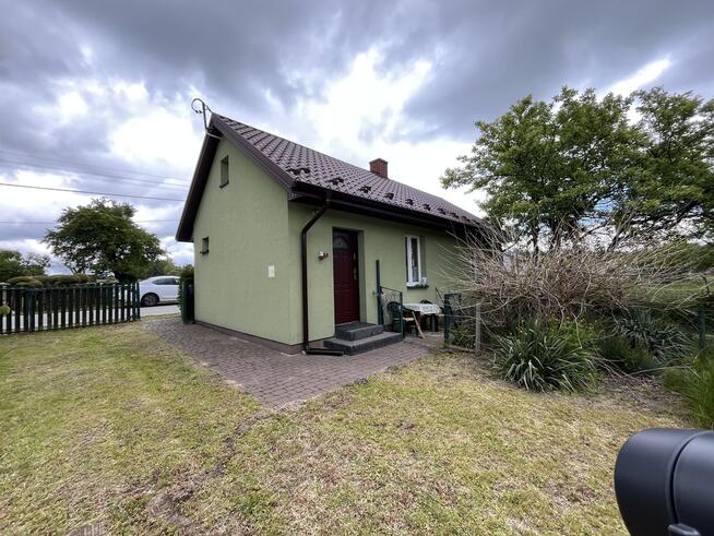 Siedlisko w Barłogach gm. Kurów 35 kw. do Lublina.