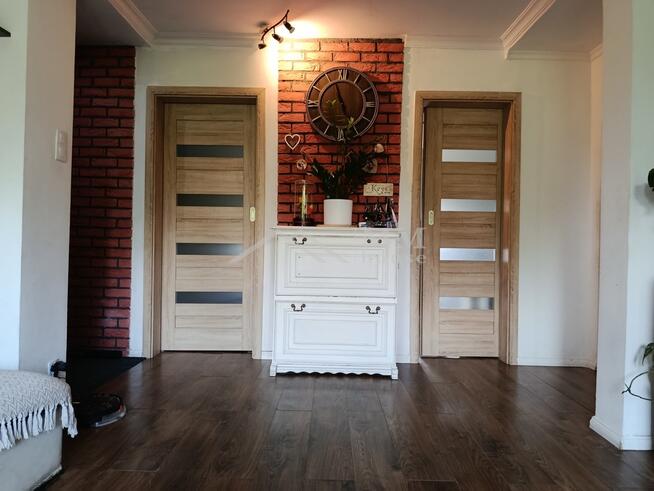 3-pokojowe mieszkanie z ogrodem i balkonem.