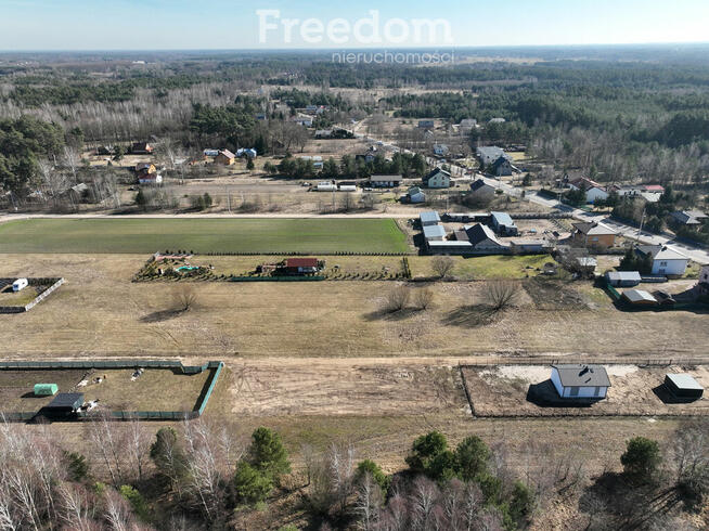 Atrakcyjna działka z pozwoleniem blisko Liwca
