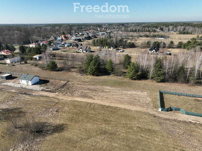 Atrakcyjna działka z pozwoleniem blisko Liwca
