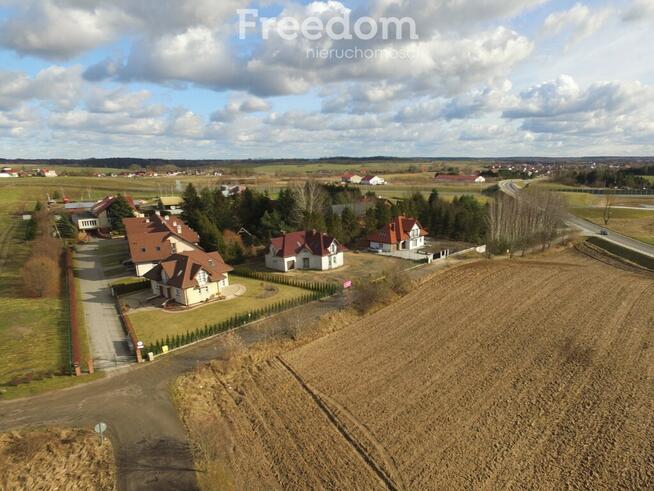 "Dom w Różach" do własnej aranżacji na sprzedaż