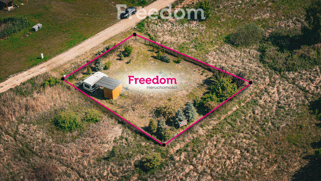 Działka letniskowa nad jeziorem w Laskowie