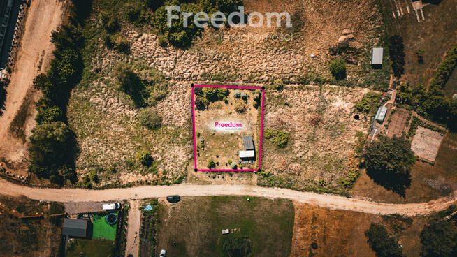 Działka letniskowa nad jeziorem w Laskowie