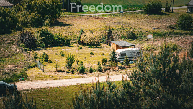Działka letniskowa nad jeziorem w Laskowie