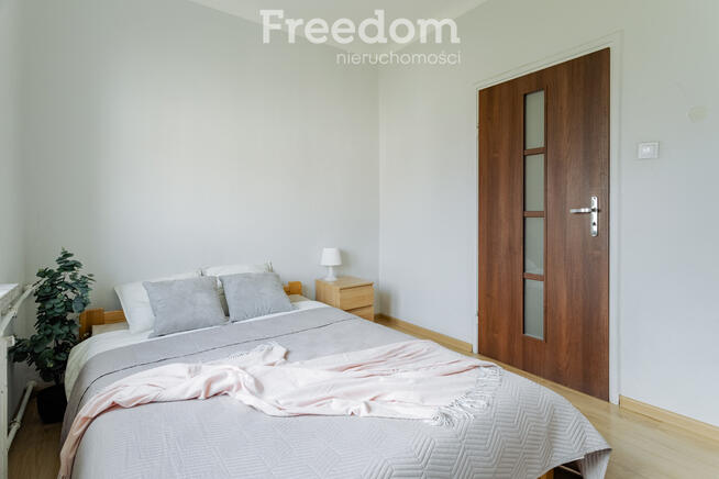 rezerwacja dwa pokoje na mokotowie w kamienicy