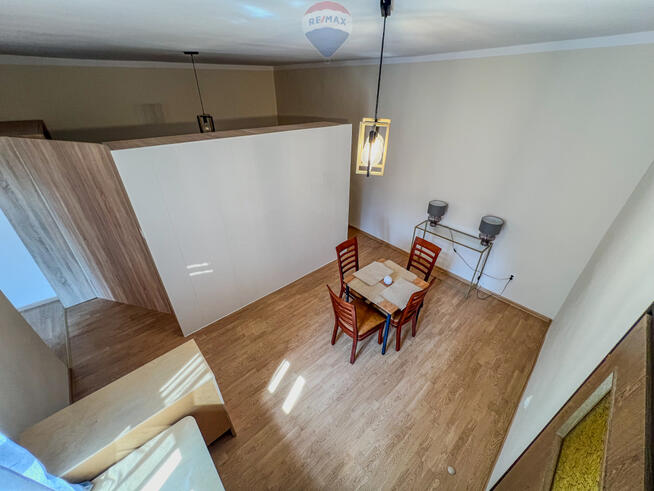 Dwa mieszkania w centrum miasta - Plac Wolności