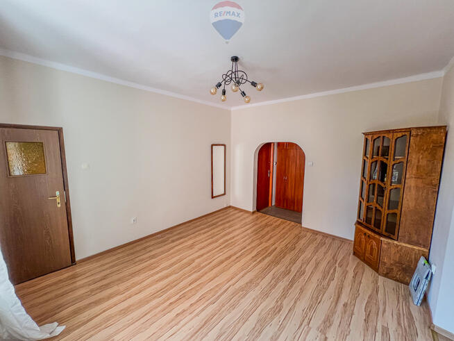 Dwa mieszkania w centrum miasta - Plac Wolności