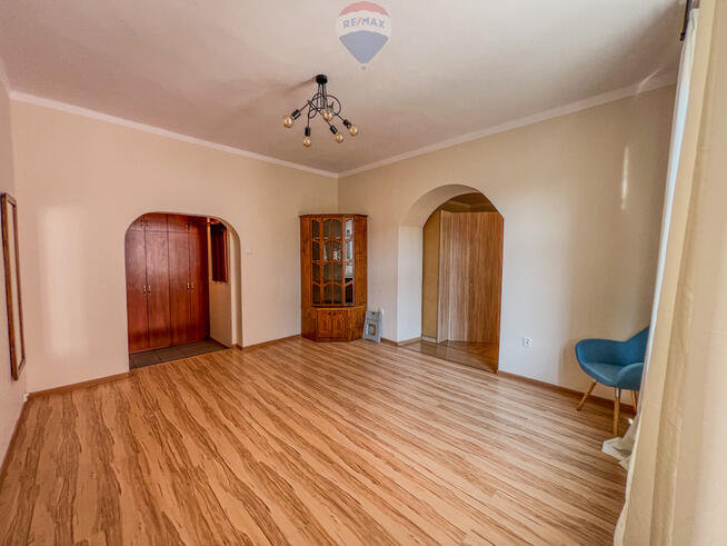 Dwa mieszkania w centrum miasta - Plac Wolności