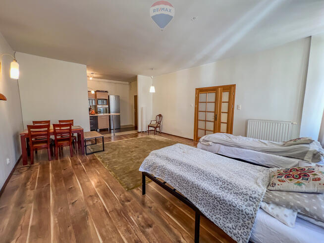 Dwa mieszkania w centrum miasta - Plac Wolności