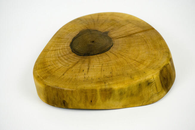 Patera z drewna orzecha