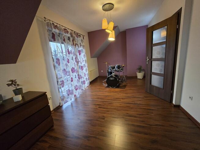 Dom w Promnicach bezpośrednio wolnostojący