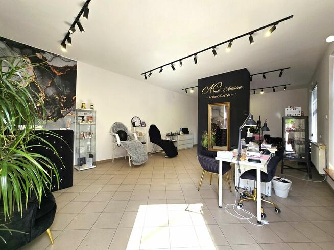 Budynek mieszkalno-usługowy, centrum, Lubartów