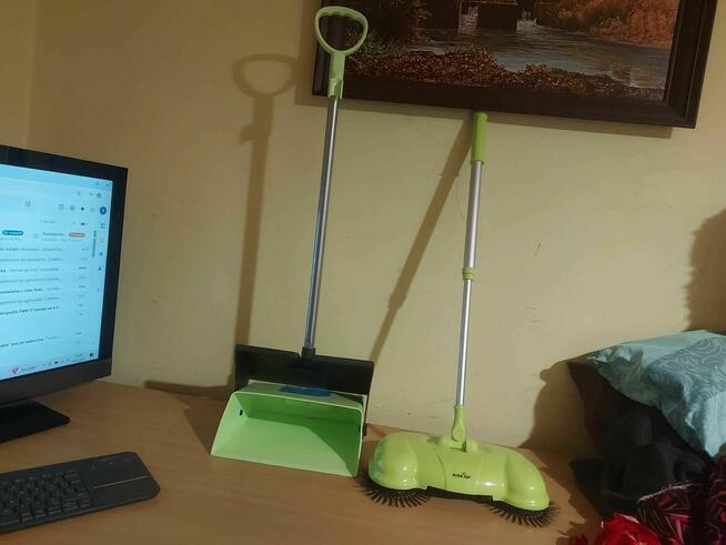 Odkurzacz reczny Rise Up + stojąca szufelka na kiju