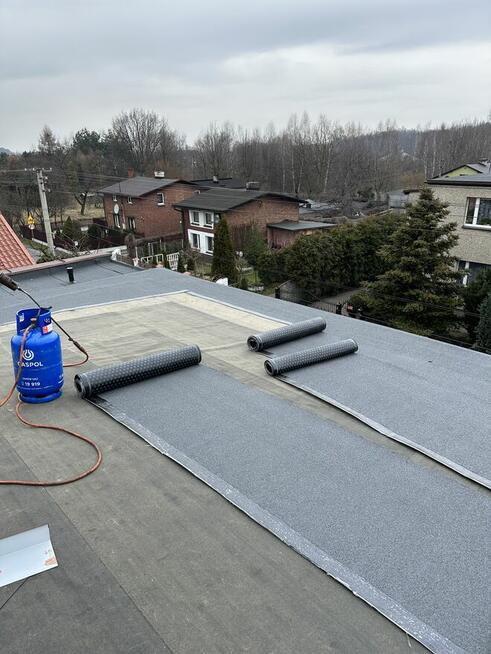 Uszczelnianie kominów frezowanie usługi dekarskie styropapa