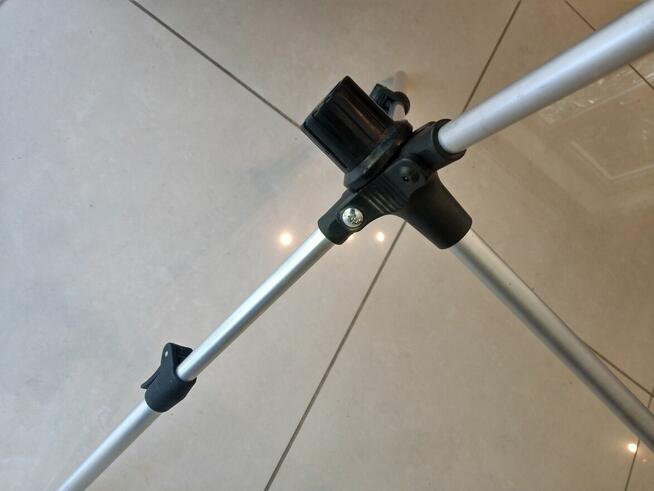 Rod pod na trzy wędki