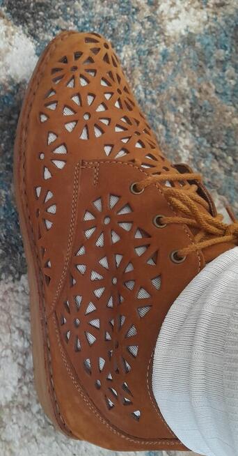 Buty damskie z naturalnej skóry firmy Rieker, rozm 38